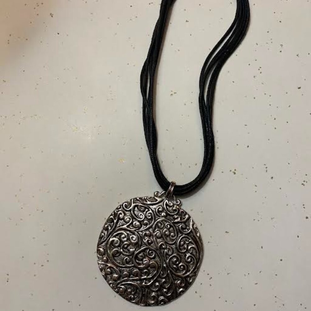 Y2K Silver Chunky Pendant Corded Necklace